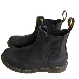 Dr  Martens 2976 Black Leather Chelsea Boots Womens Size 9 UK 7 EU 41 EUC pullon